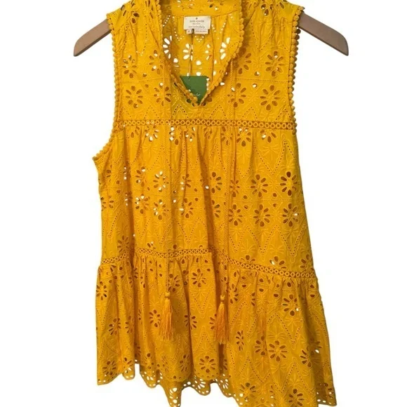 Kate Spade gorgeous ❤️ Eyelet sleeveless top - Picture 1 of 7